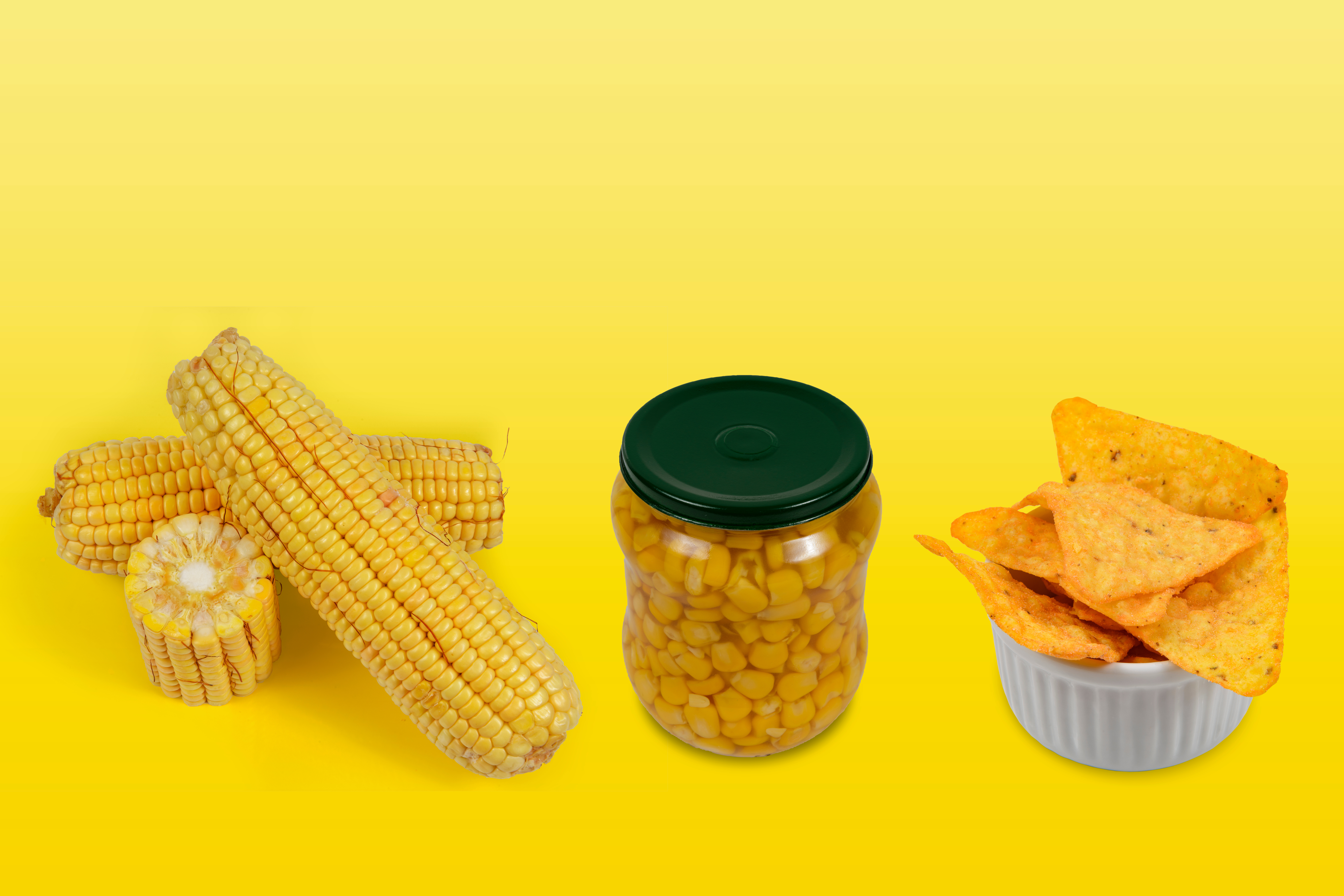 I følge NOVA-systemet regnes fersk mais uprossesert, mens hermetisert mais blir kategorisert som prosessert og maischips som ultraprosessert. Bilde: Adobestock.